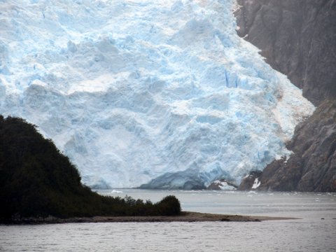 Brujo Glacier